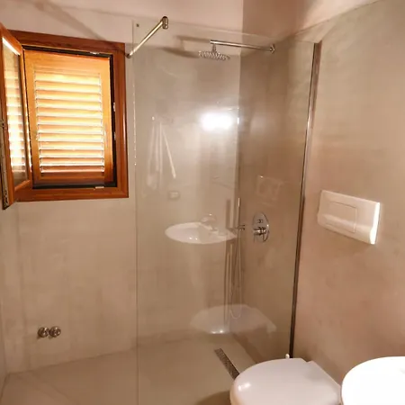 Te Zagolli Bed & Breakfast Orikum