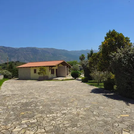 Te Zagolli Bed & Breakfast *